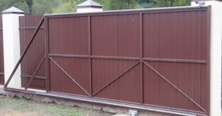 Купить откатные ворота из профнастила Тара, цена от 1746 руб.