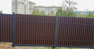 Купить распашные ворота из штакетника Тара, цена от 2721 руб.